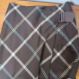 Jones New York Plaid Wrap Skirt  Size 4